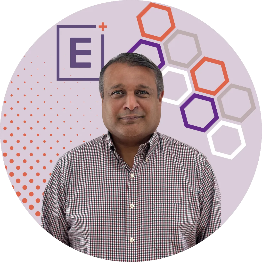 Professional photo of Yunis, a team member of Element CPA.